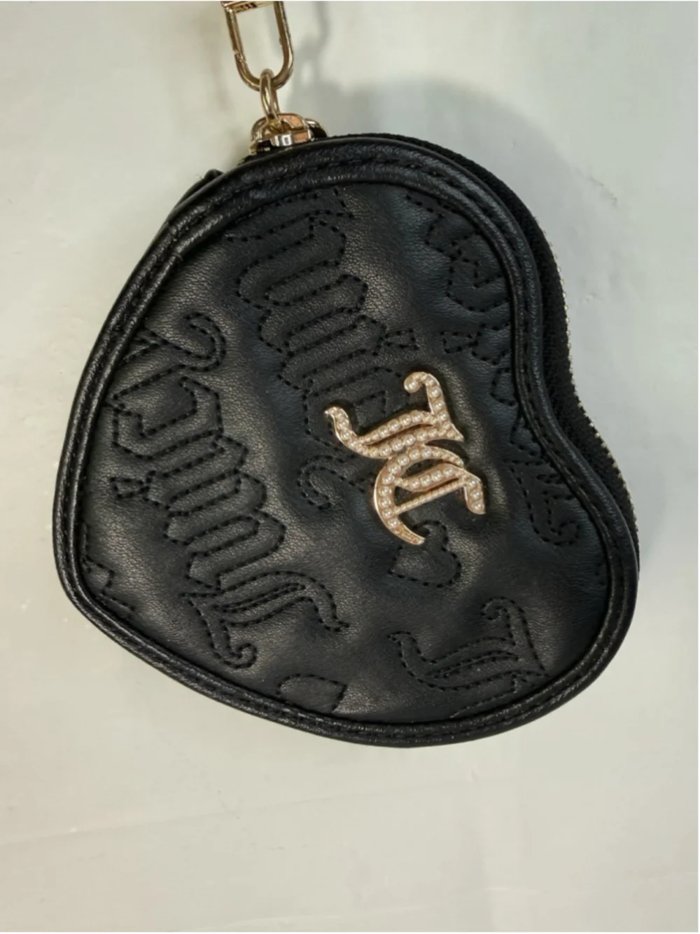 Juicy Couture Lovely Girl Heart Zip Wristlet Licorice Black